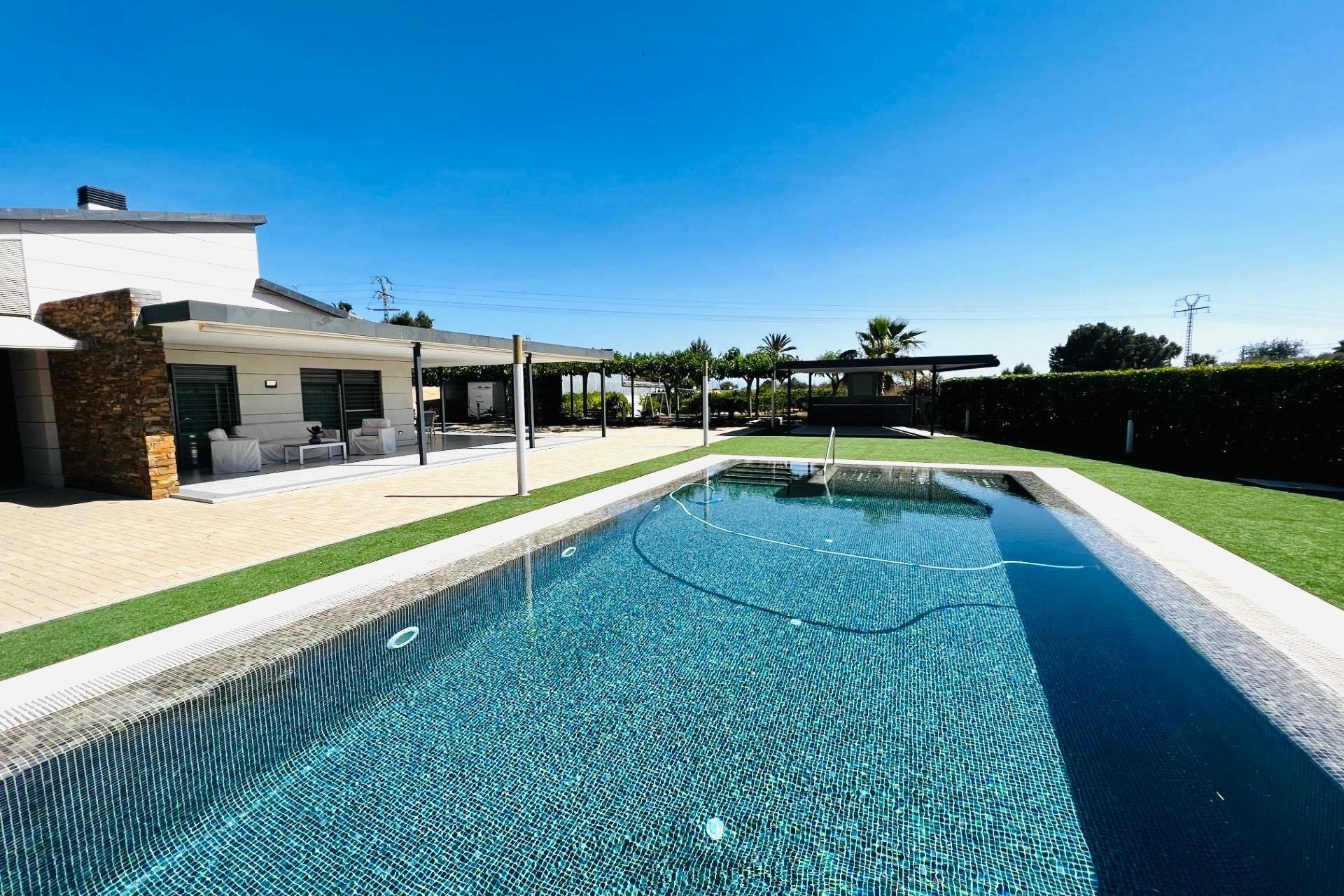 Alquiler a largo plazo - Chalet - Elche Pedanías - Matola
