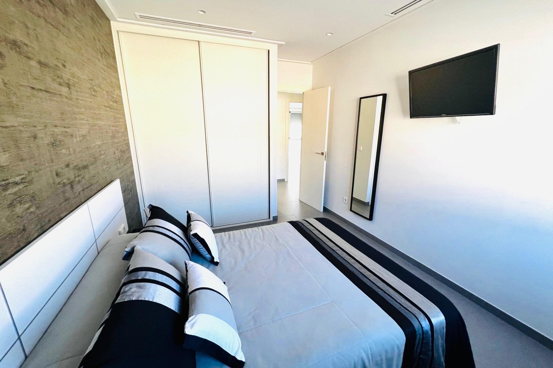 Alquiler a largo plazo - Chalet - Elche Pedanías - Matola
