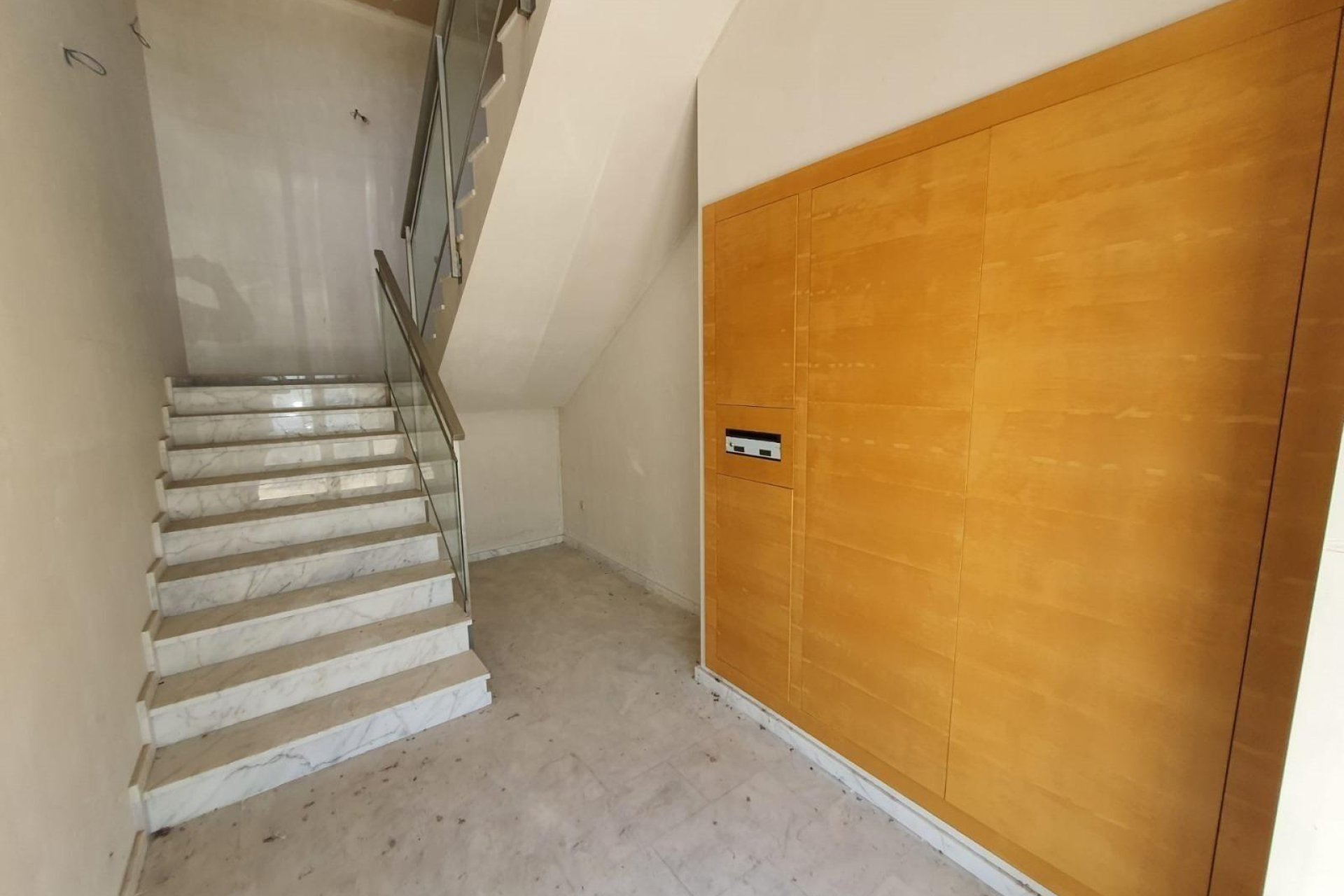 Alquiler a largo plazo - Nave industrial - Elche Pedanías - Jubalcoi-Saladas