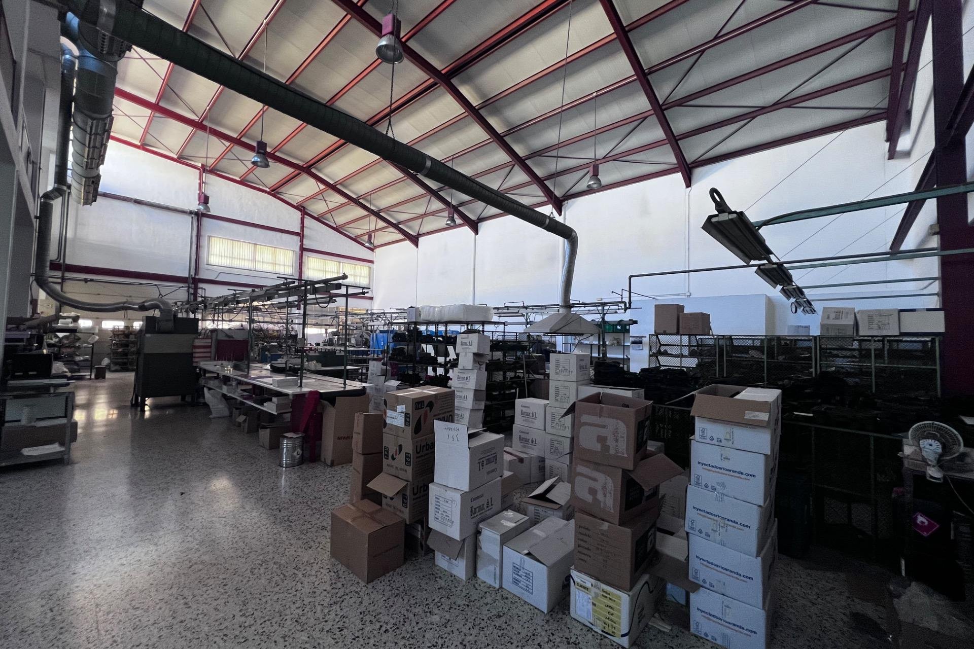 Alquiler a largo plazo - Nave industrial - Elche Pedanías - Poligono torrellano