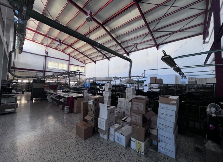 Alquiler a largo plazo - Nave industrial - Elche Pedanías - Poligono torrellano