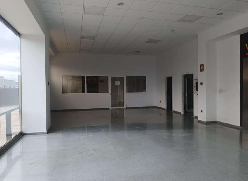 Alquiler a largo plazo - Nave industrial - San Vicente del Raspeig - Poligono Canastell