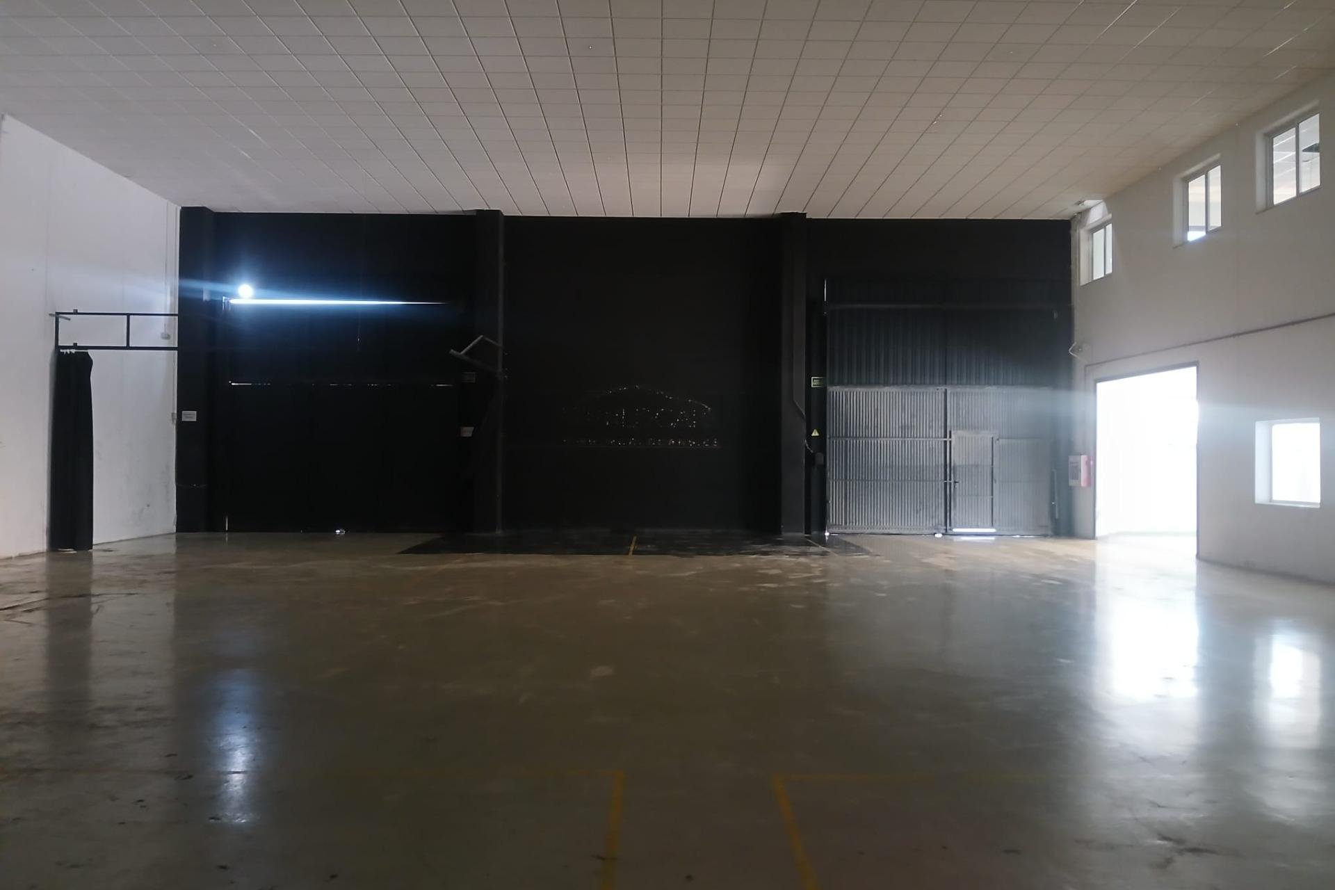 Alquiler a largo plazo - Nave industrial - San Vicente del Raspeig - Poligono Canastell