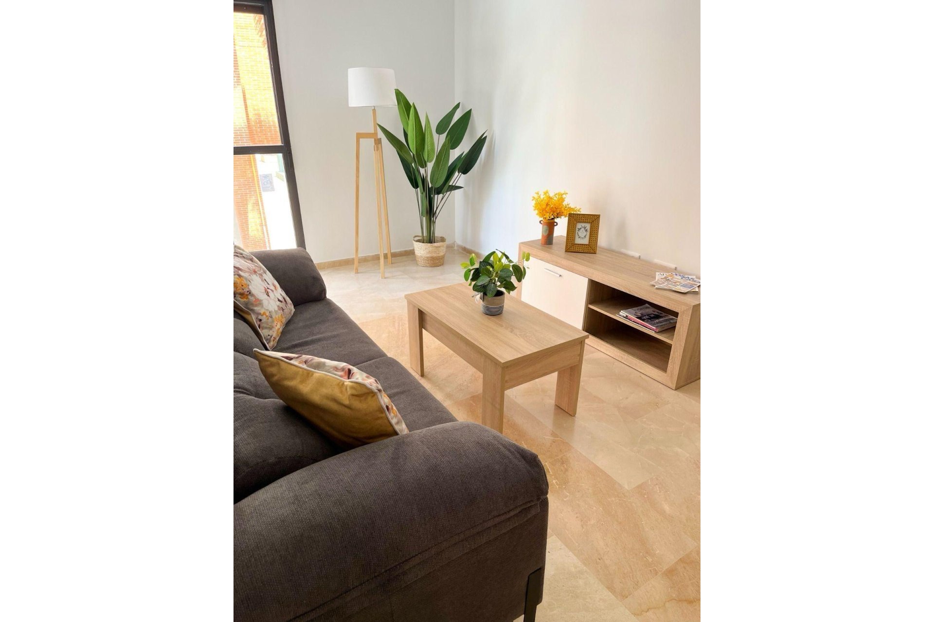 Alquiler a largo plazo - Piso - Elche - Altabix