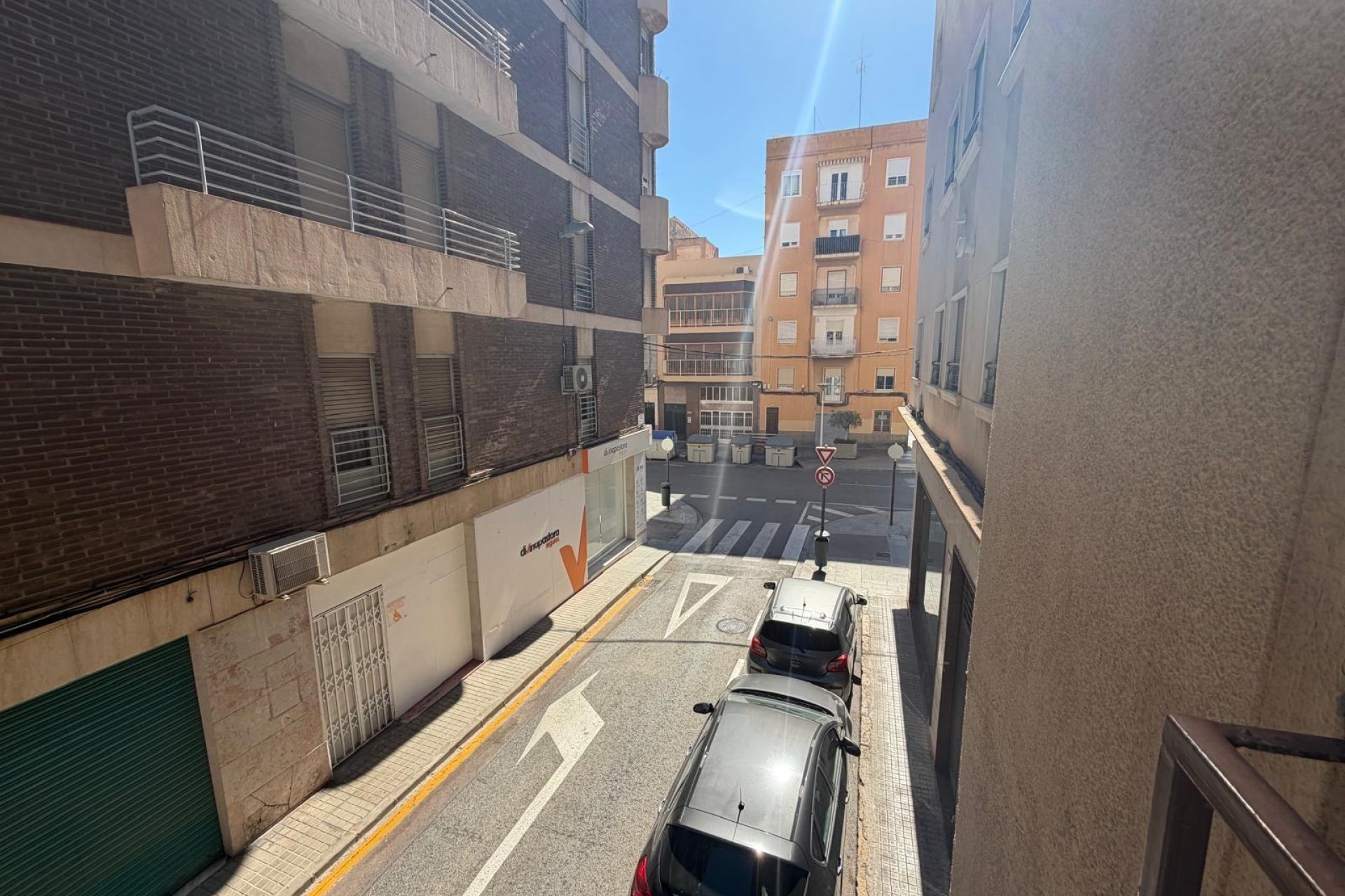 Alquiler a largo plazo - Piso - Elche - Reina Victoria-Miguel Hernández