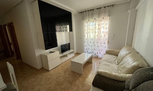 Apartament - Resale - Guardamar -
                Pueblo/ PLAYA