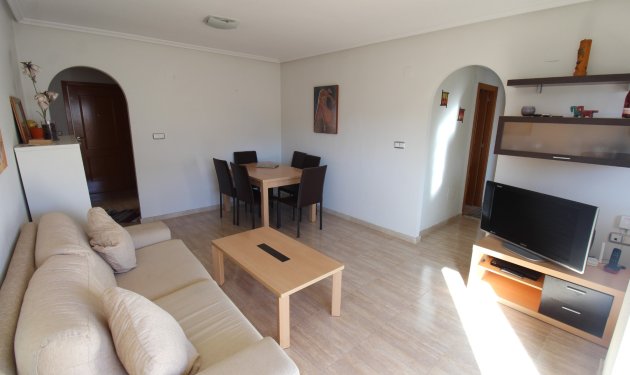 Apartament - Resale - Torrevieja -
                Pueblo