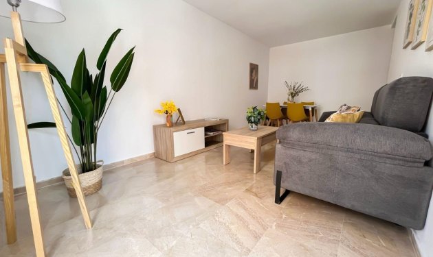 Apartamento - Reventa -
            Elche - GV-333