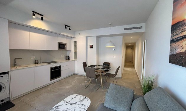 Apartamento - Reventa - Torrevieja - Centro