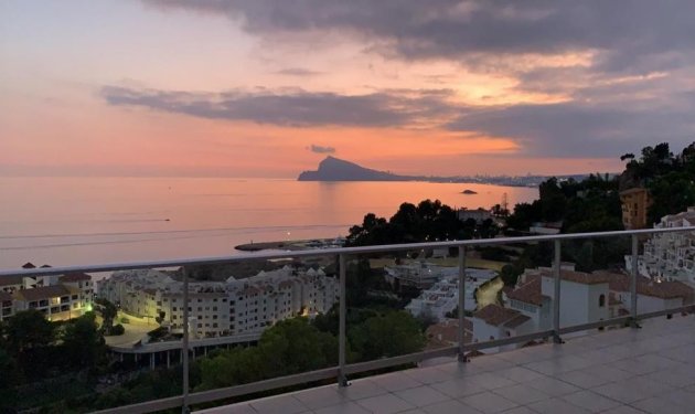 Apartment - Odsprzedaż - Altea -
                Altea