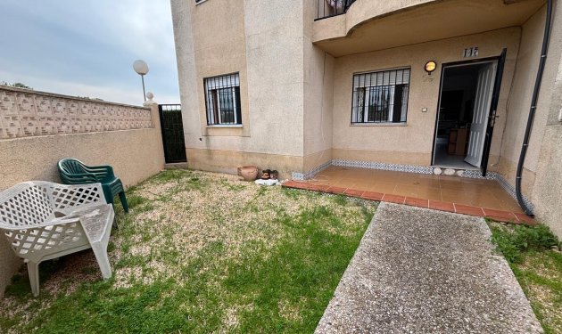 Bungalow - Odsprzedaż - Torrevieja -
                La Siesta - El Salado - Torreta