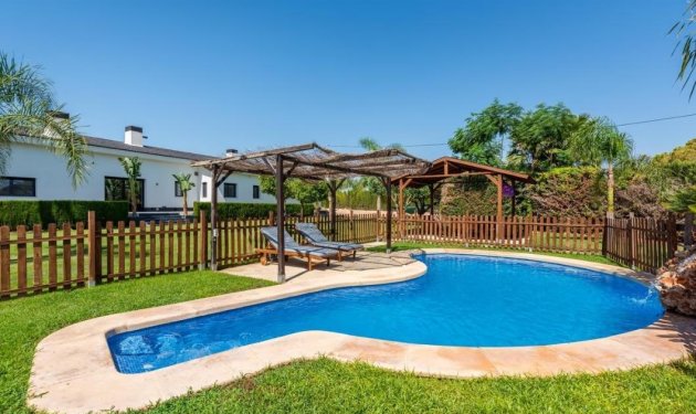 Chalet - Herverkoop - Las bayas -
                Las Bayas-Asprillas