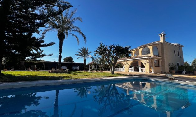 Chalet - Herverkoop - Las bayas -
                Las Bayas-Asprillas