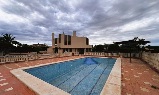 Chalet - Herverkoop -
            Perleta - GV-179