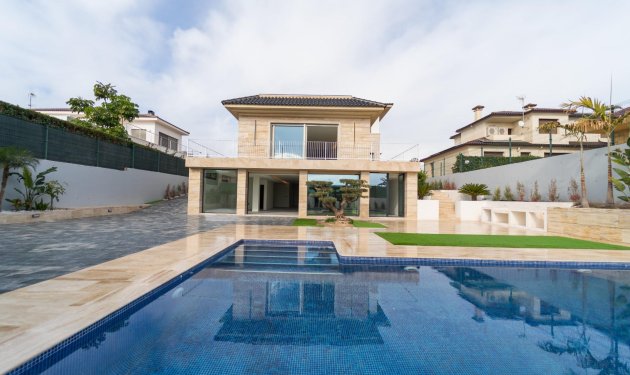 Chalet - New Build - Elche Pedanías -
                Peña las Águilas