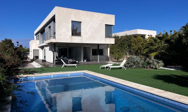 Chalet - Resale -
            Elche Pedanías - GV-107
