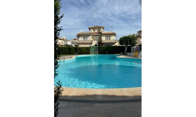 Dupleks - Odsprzedaż - Torrevieja -
                Punta Prima