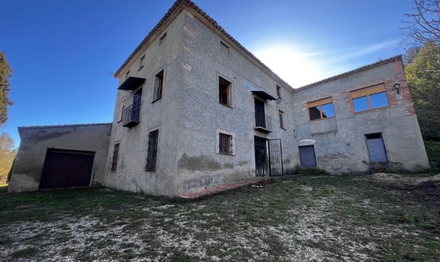 Finca rústica - Resale - Bocairent -
                Sierra de Mariola