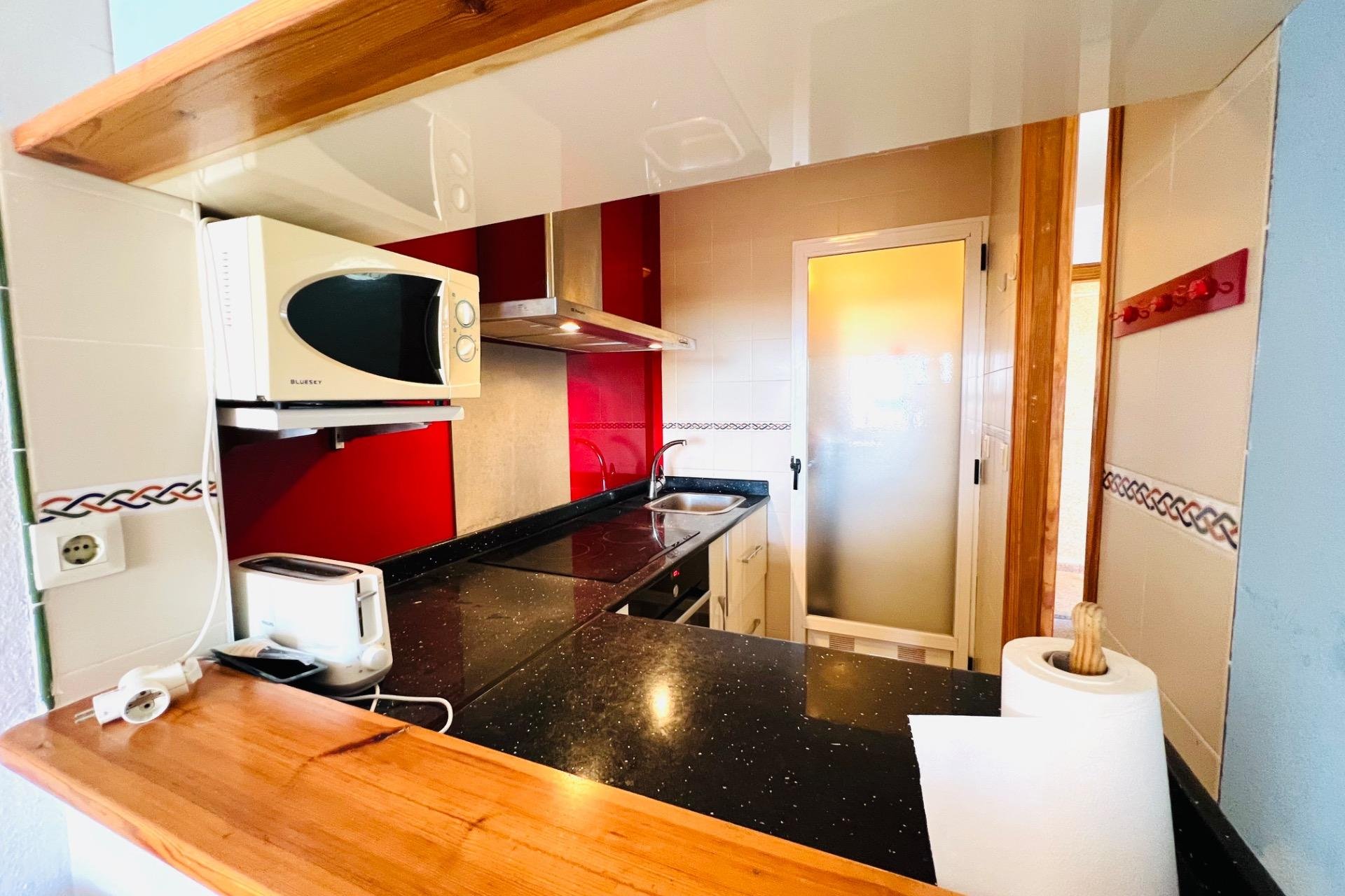 Herverkoop - Apartamento - Arenales del Sol