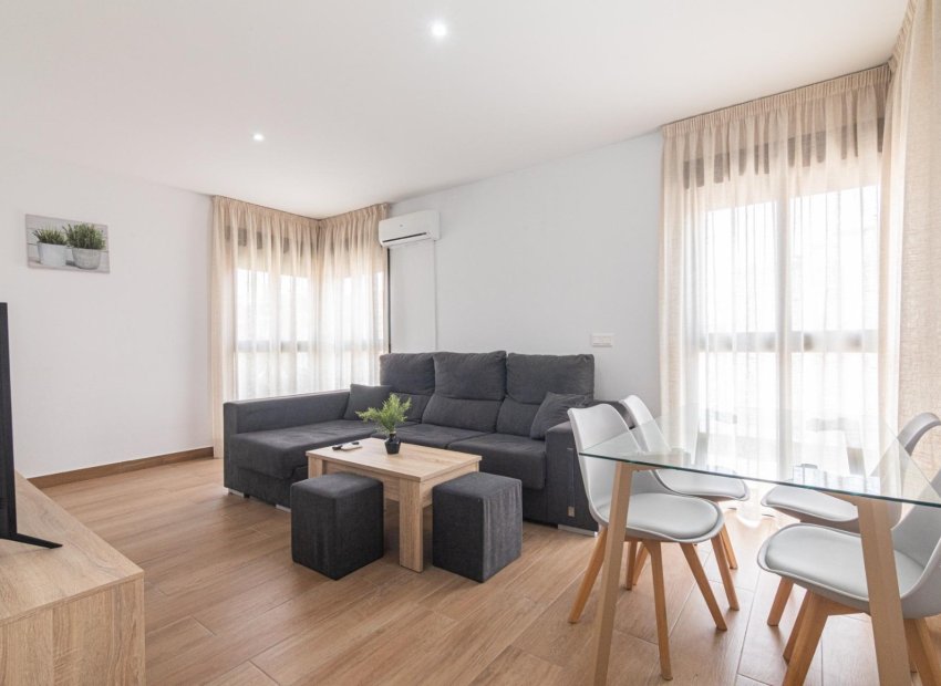 Herverkoop - Apartamento - Elche - Altabix