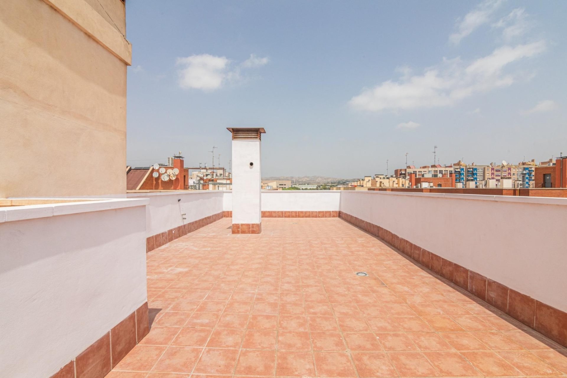 Herverkoop - Apartamento - Elche - Altabix
