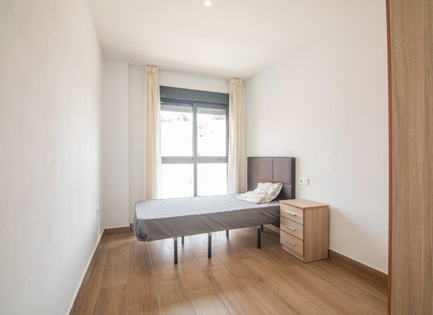 Herverkoop - Apartamento - Elche - Altabix