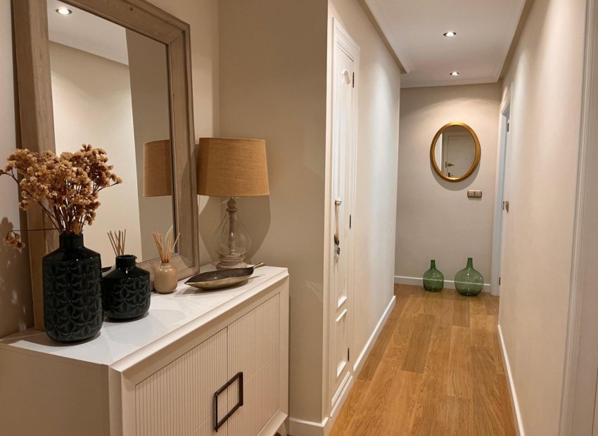 Herverkoop - Apartamento - Elche - Center