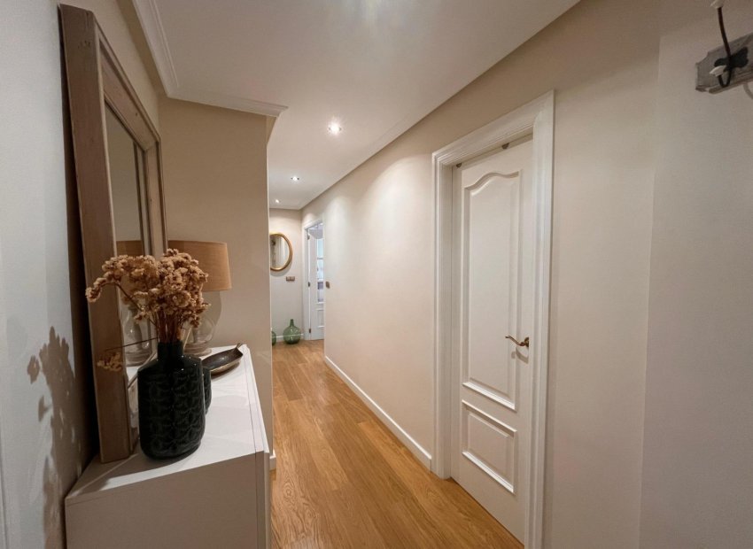 Herverkoop - Apartamento - Elche - Center