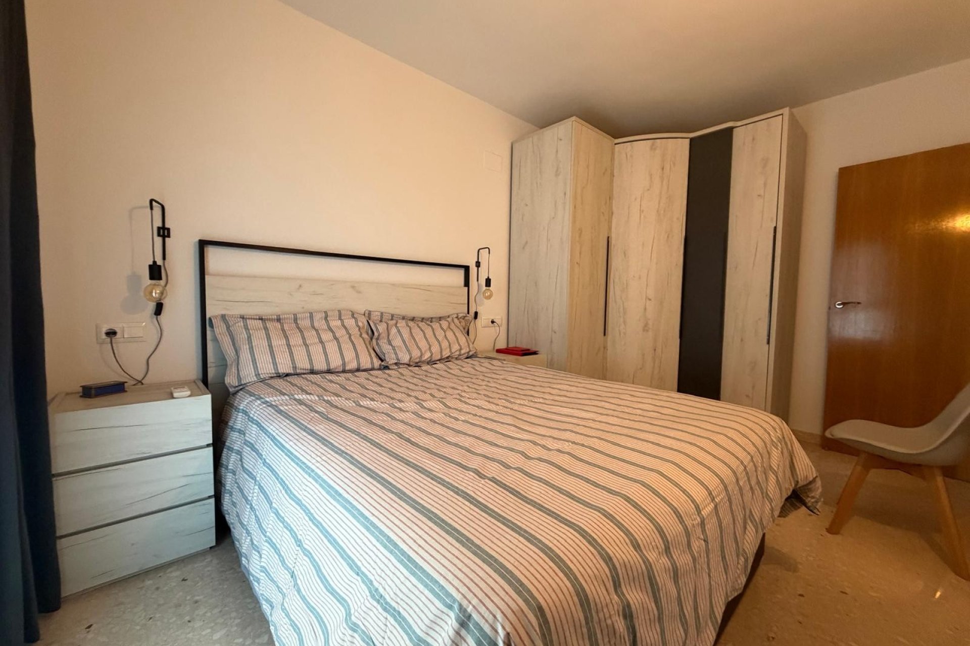 Herverkoop - Apartamento - Elche - Zona Deportiva-Nuevo Altabix