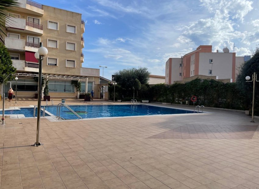 Herverkoop - Apartamento - Orihuela Costa - Campoamor
