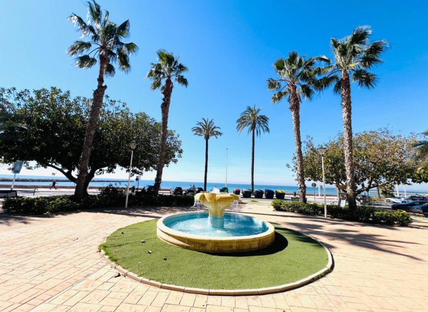 Herverkoop - Apartamento - Santa Pola - Santiago bernabeu