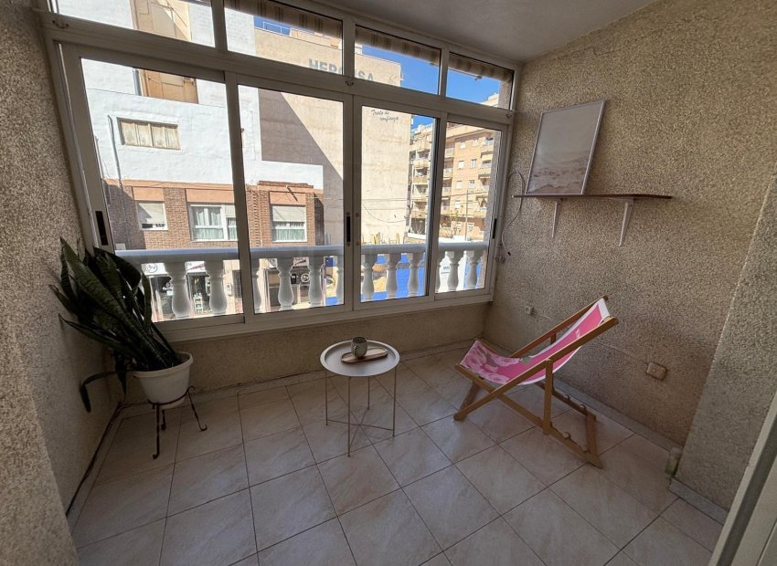 Herverkoop - Apartamento - Torrevieja - Centro