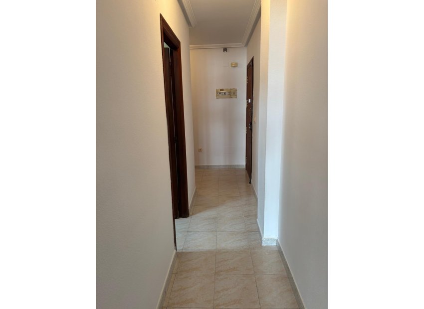 Herverkoop - Apartamento - Torrevieja - Centro