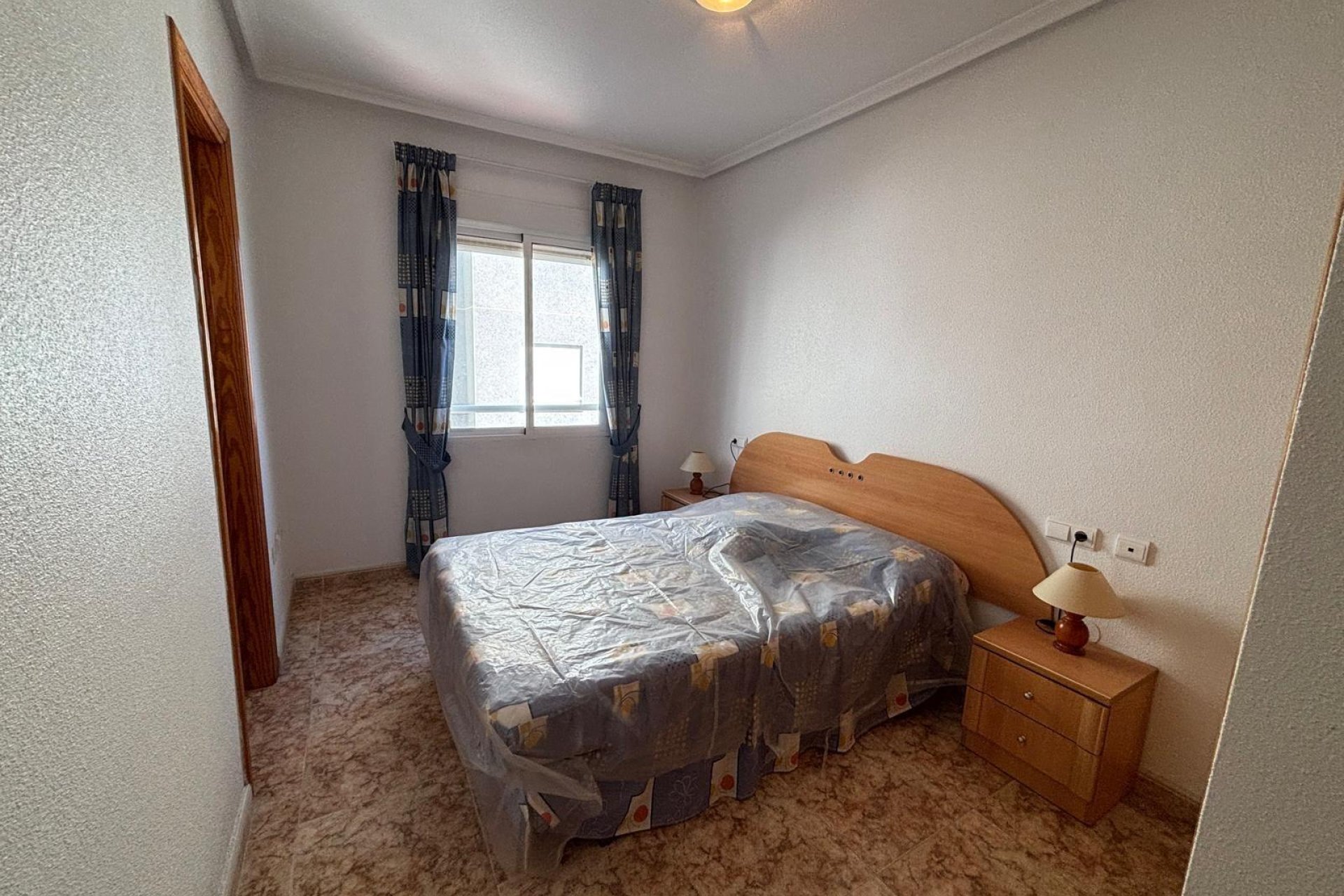 Herverkoop - Apartamento - Torrevieja - Centro
