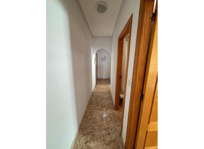 Herverkoop - Apartamento - Torrevieja - Centro