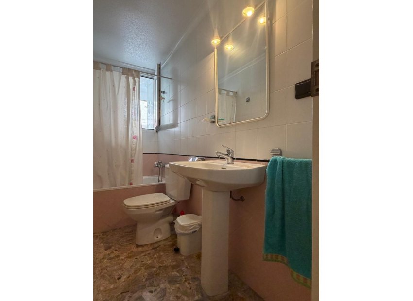 Herverkoop - Apartamento - Torrevieja - Centro