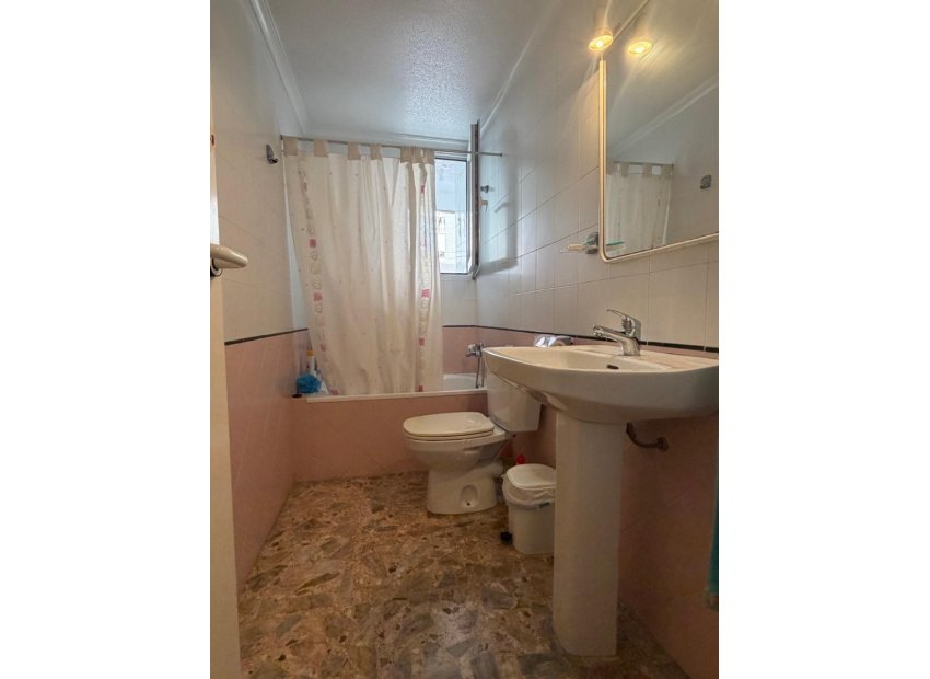 Herverkoop - Apartamento - Torrevieja - Centro