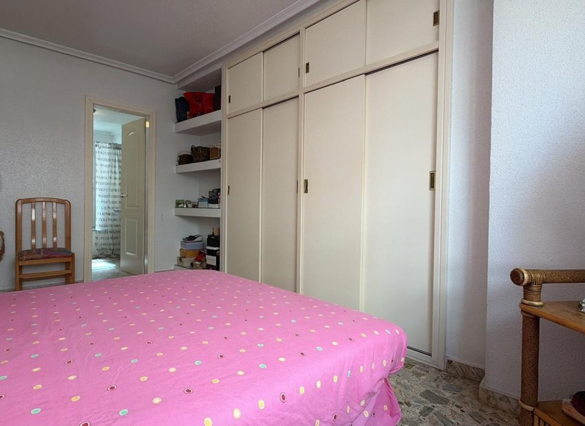 Herverkoop - Apartamento - Torrevieja - Centro