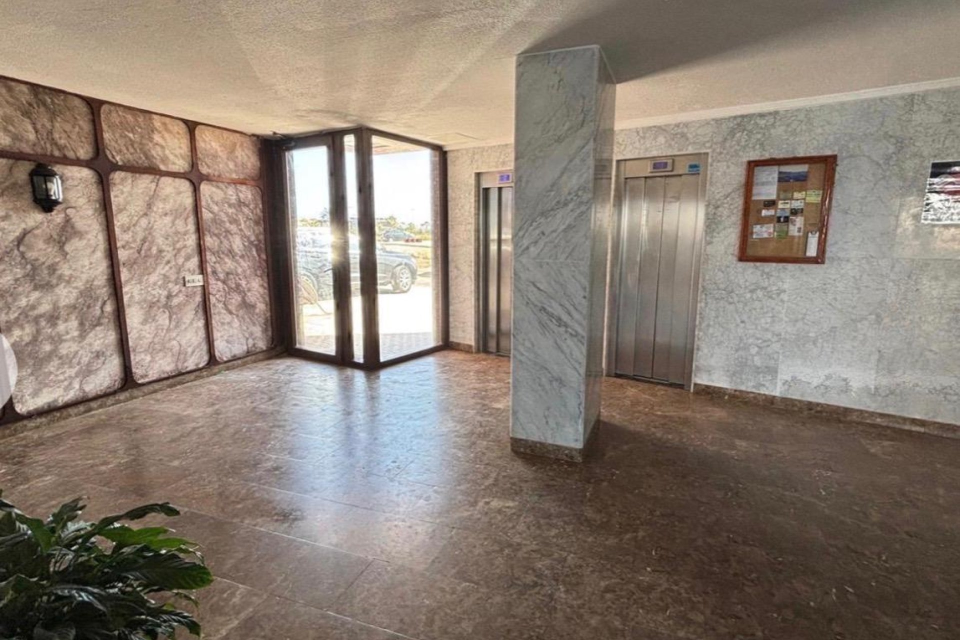Herverkoop - Apartamento - Torrevieja - Playa de los Locos