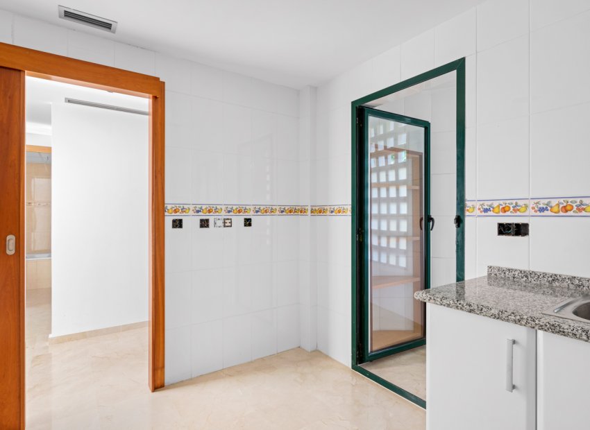 Herverkoop - Apartment - Altea