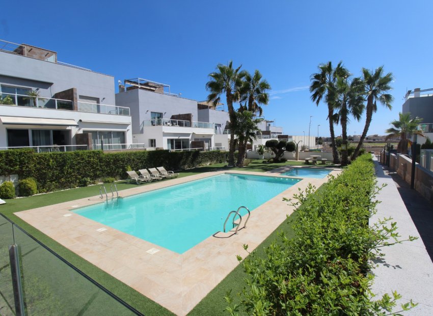 Herverkoop - Bungalow - ORIHUELA COSTA