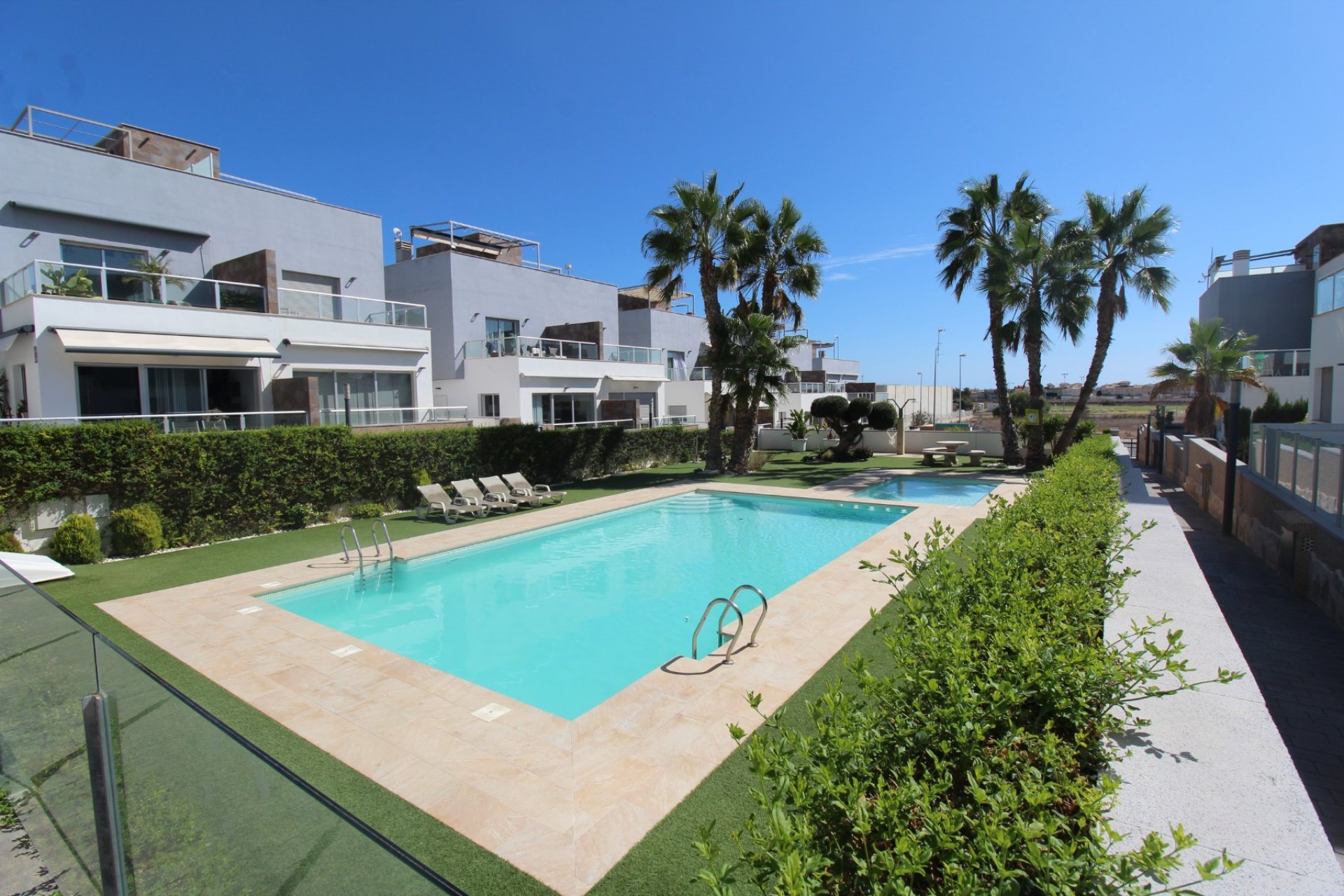 Herverkoop - Bungalow - ORIHUELA COSTA