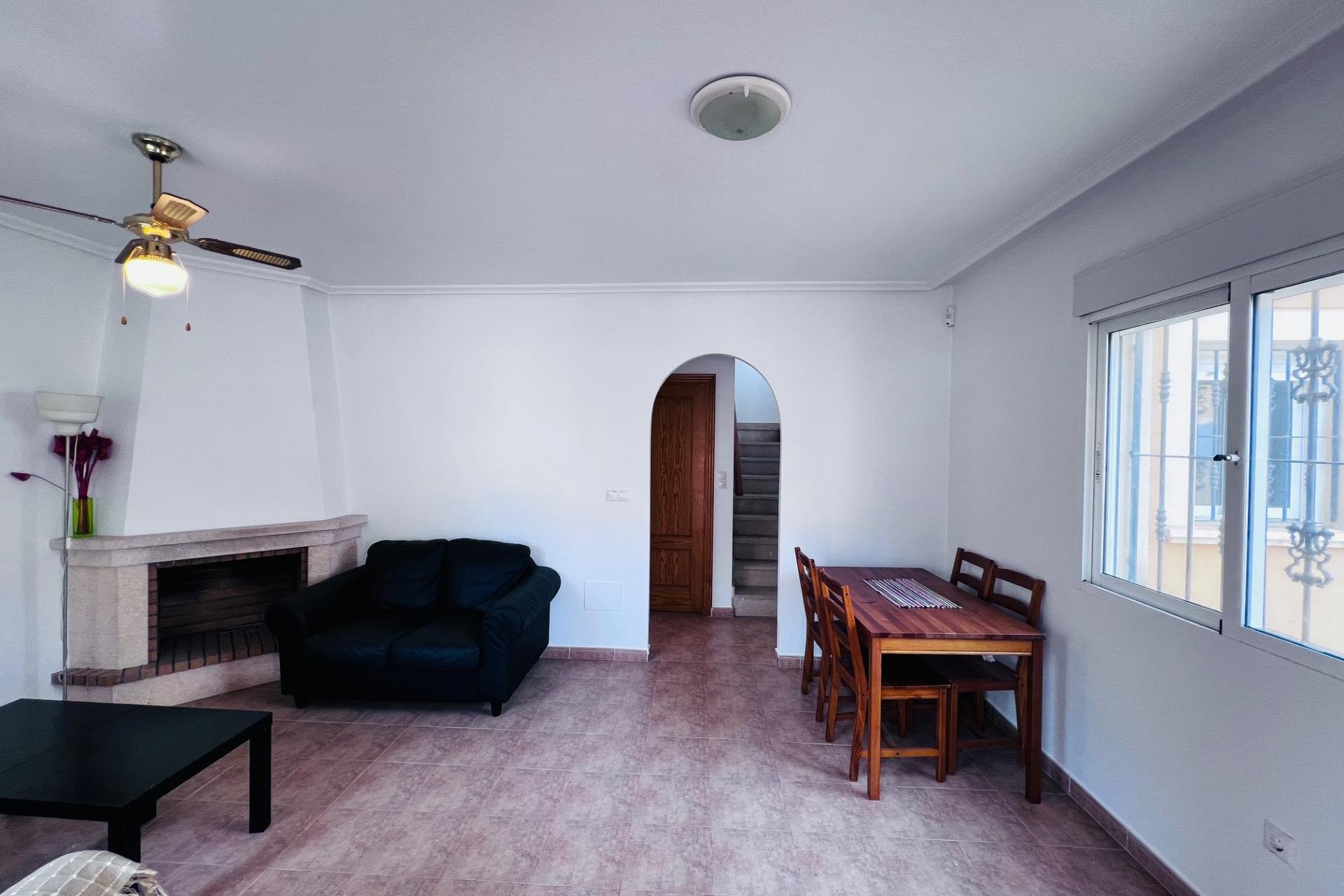 Herverkoop - Chalet - Algorfa - Urb. lo crispin