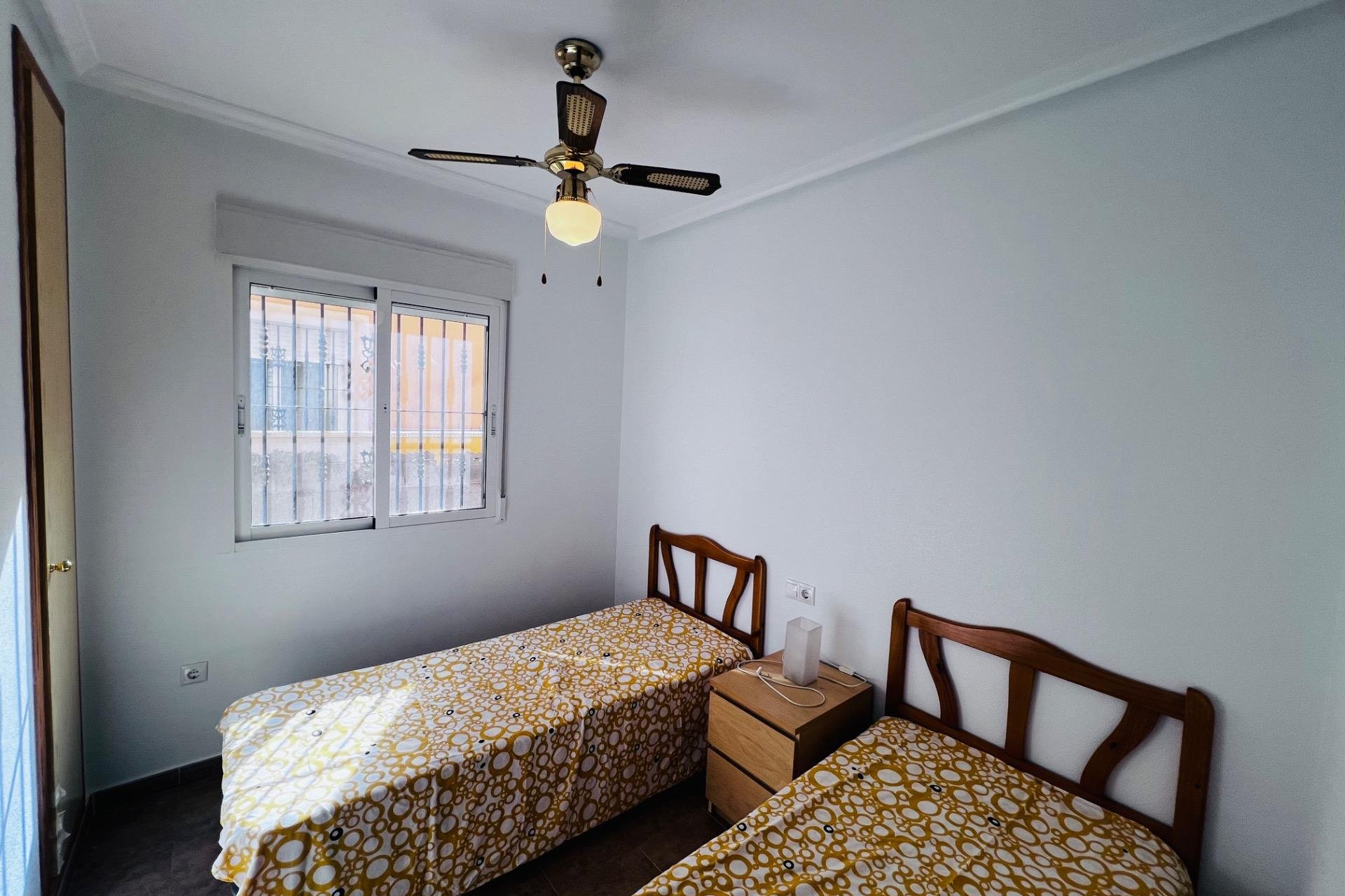 Herverkoop - Chalet - Algorfa - Urb. lo crispin