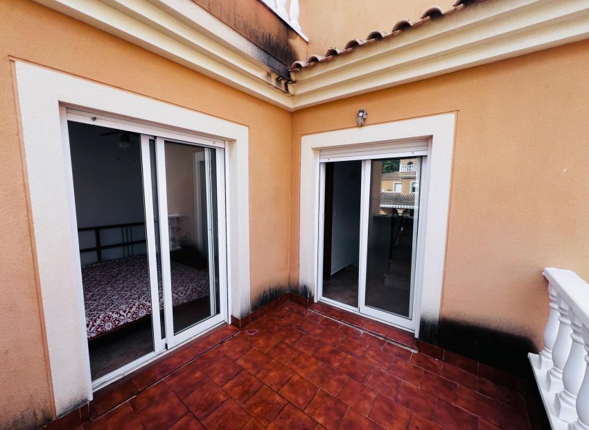 Herverkoop - Chalet - Algorfa - Urb. lo crispin