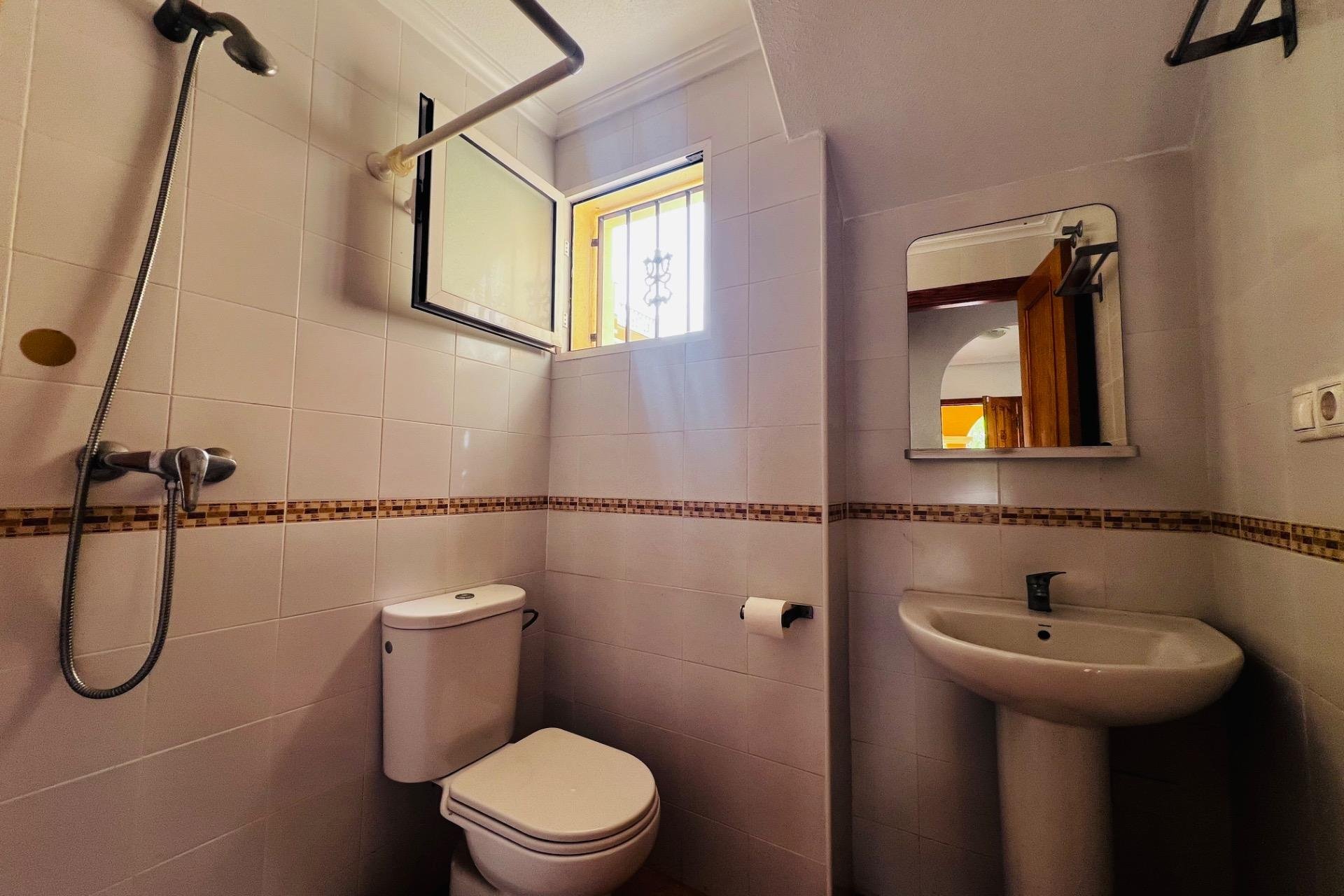 Herverkoop - Chalet - Algorfa - Urb. lo crispin