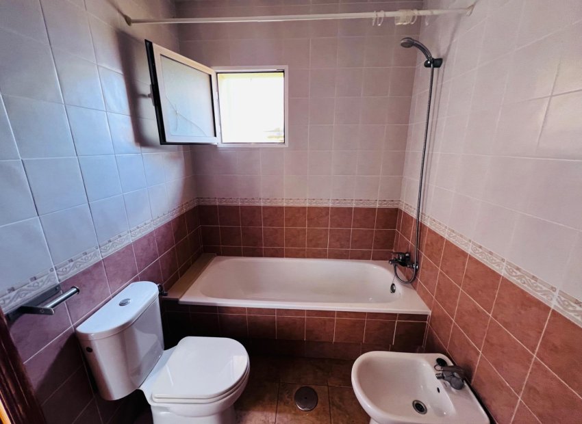 Herverkoop - Chalet - Algorfa - Urb. lo crispin