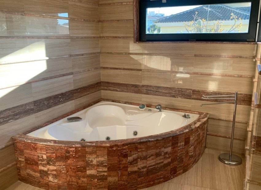 Herverkoop - Chalet - Alicante - Playa de San Juan