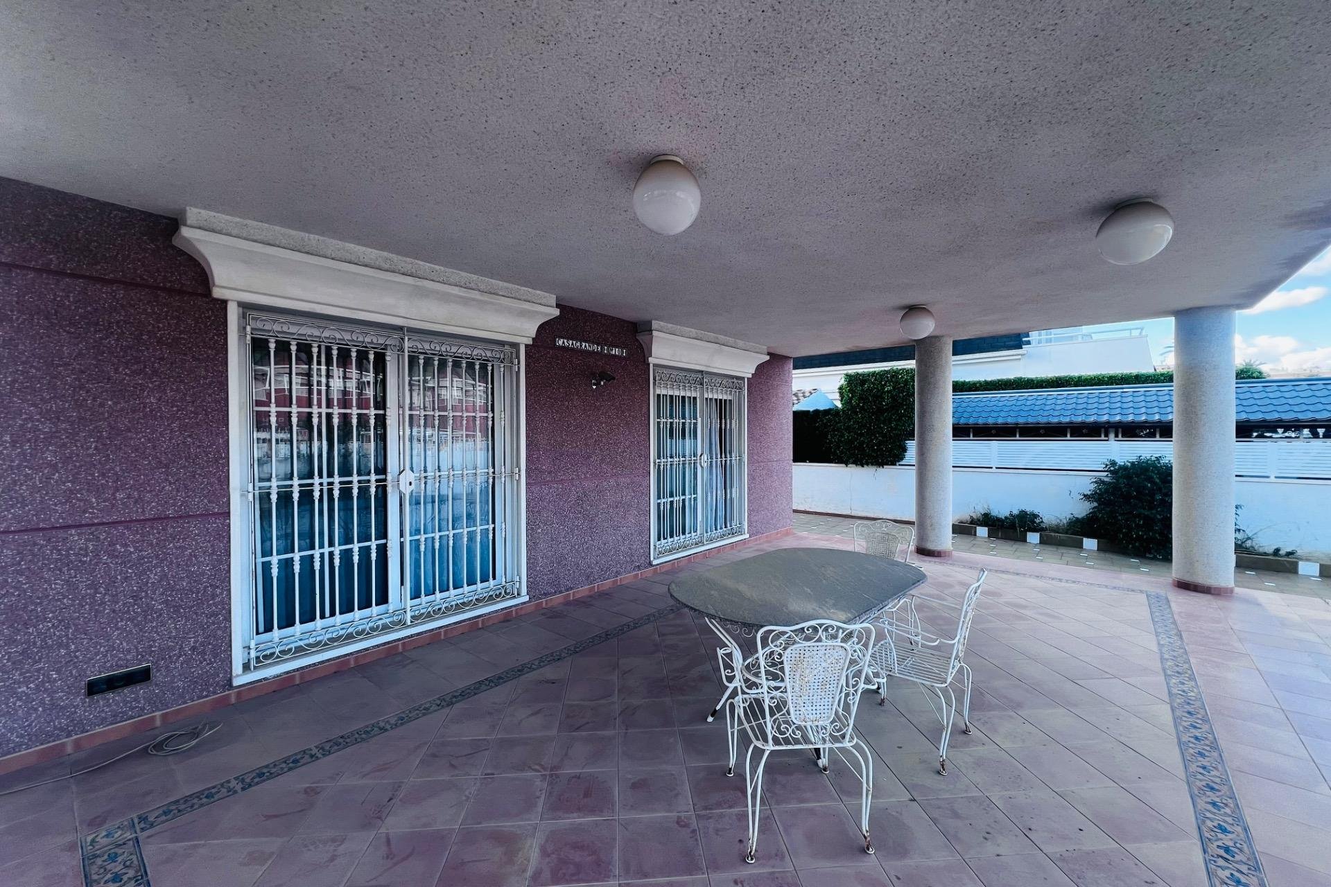 Herverkoop - Chalet - Elche - Ciudad Jardin