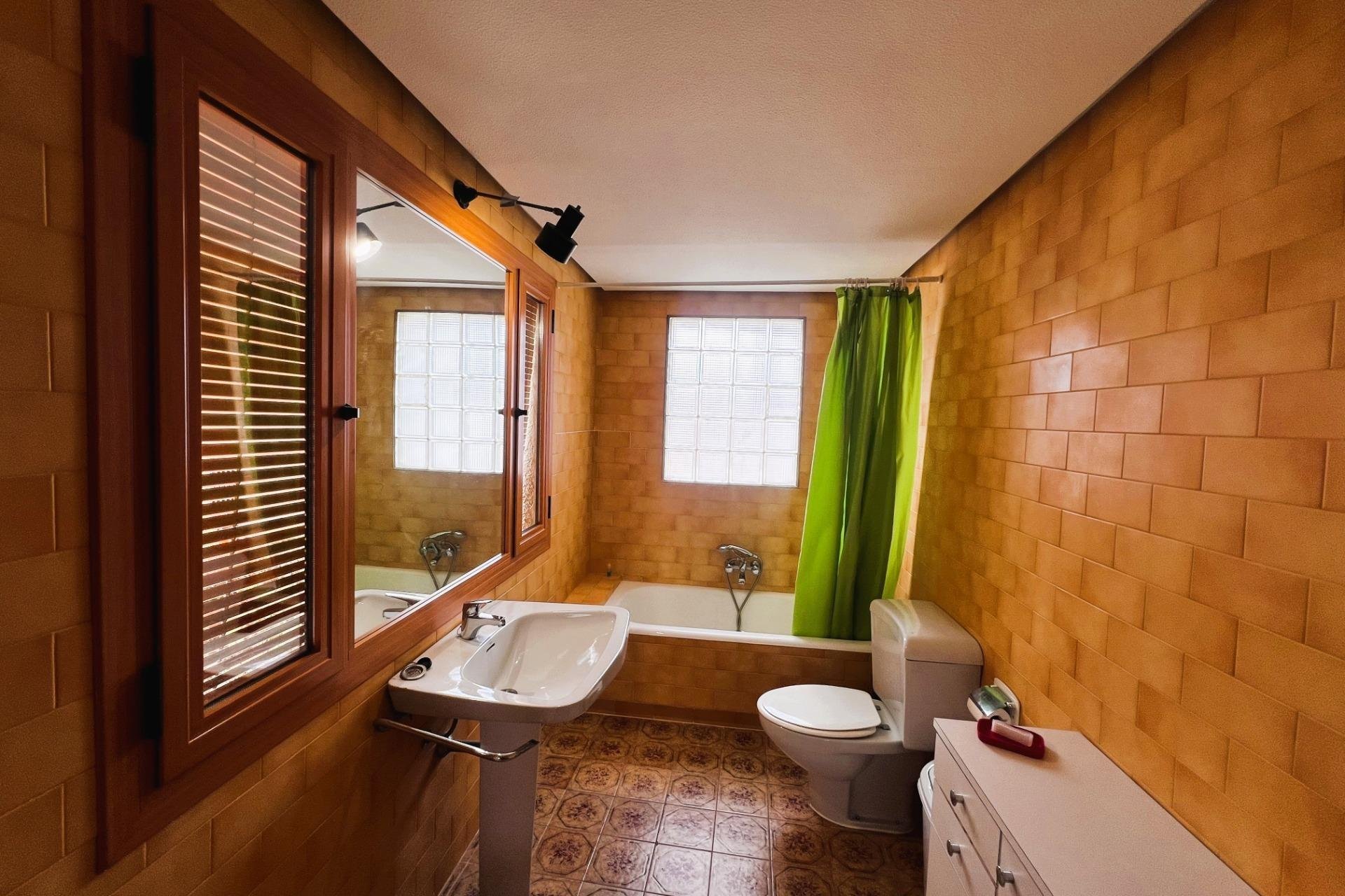 Herverkoop - Chalet - Elche - Ciudad Jardin